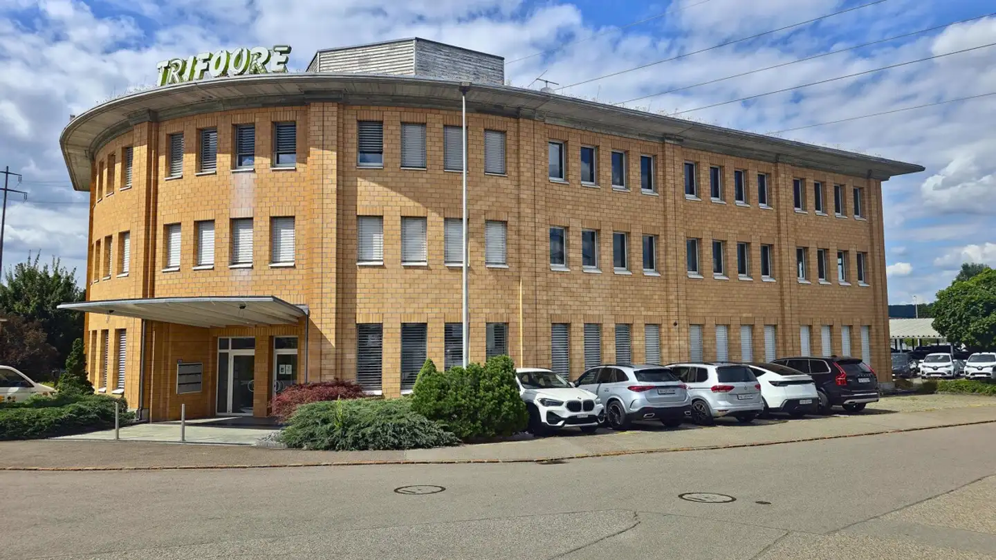 Mixed-use building for sale - 5610 Wohlen AG