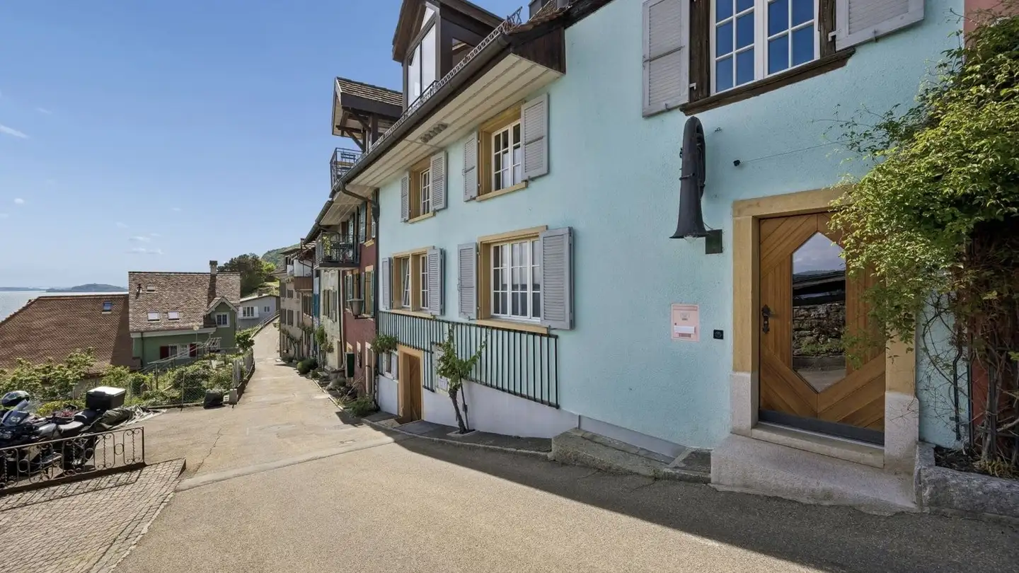 Row house for sale - Oberdorf Tüscherz 21a, 2512 Tüscherz-Alfermée - Photo 2
