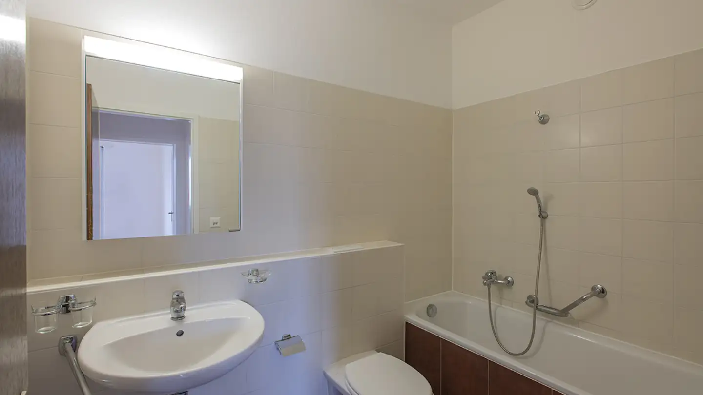 Apartment for rent - Via Mario Jäggli 10, 6500 Bellinzona - Photo 4