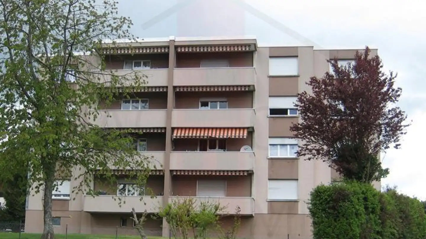 Mixed-use building for sale - 2923 Courtemaîche - Photo 2