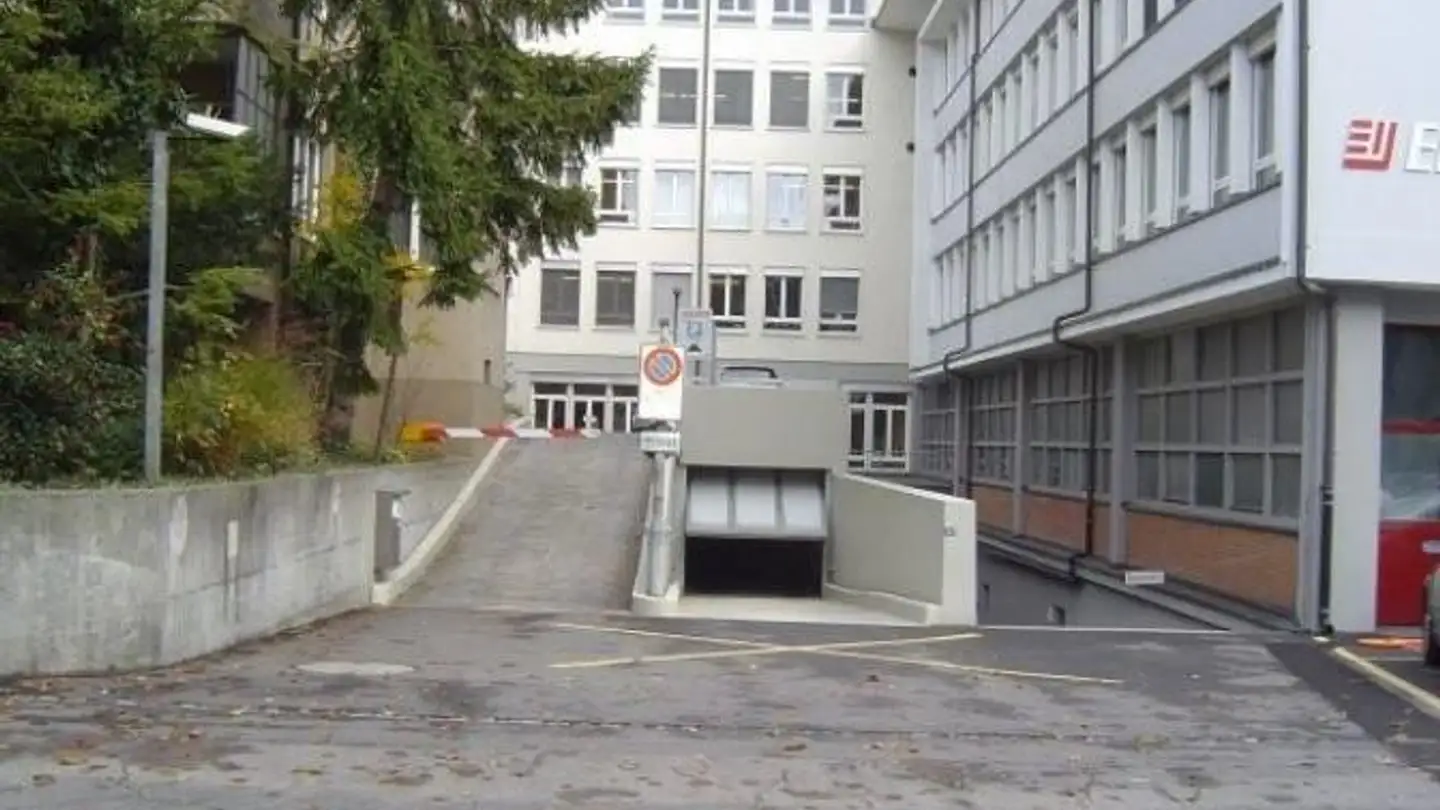 Underground parking space for rent - Schwarztorstrasse 42, 3007 Bern