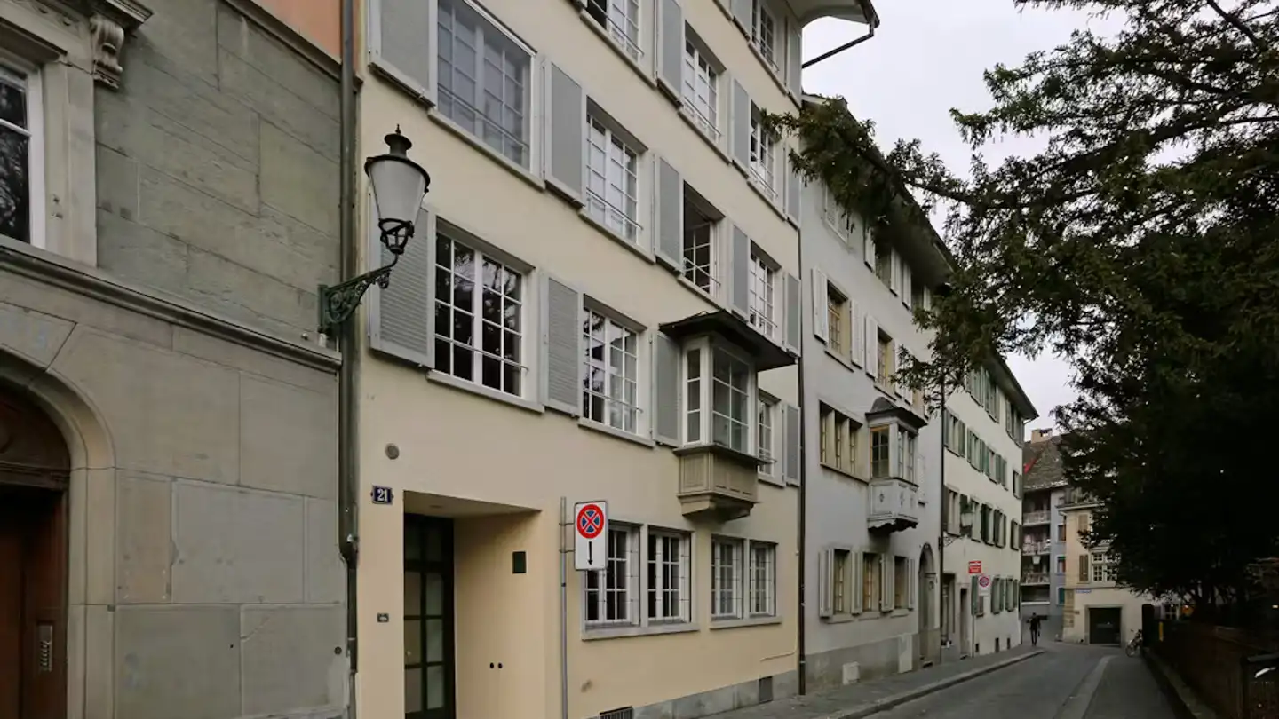 Apartment for rent - Untere Zäune, 8001 Zürich - Photo 2