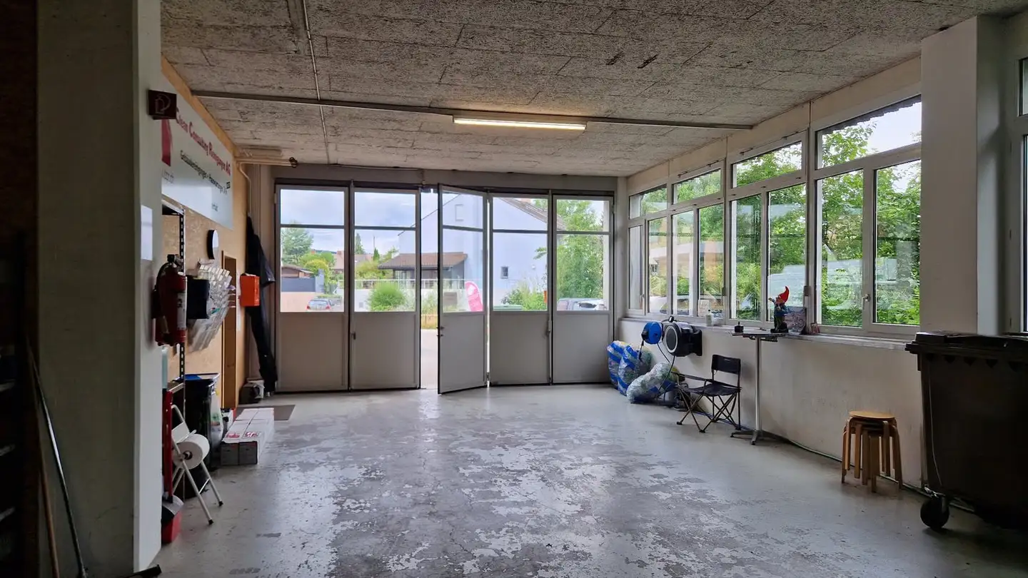Industrieimmobilie mieten - Alte Landstrasse 12, 8600 Dübendorf