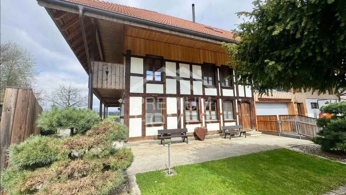 Mehrfamilienhaus kaufen - 4586 Kyburg-Buchegg