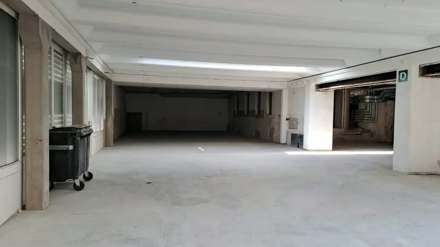 Commercial à louer - Rue Du Pont 1, 2114 Fleurier - Photo 3
