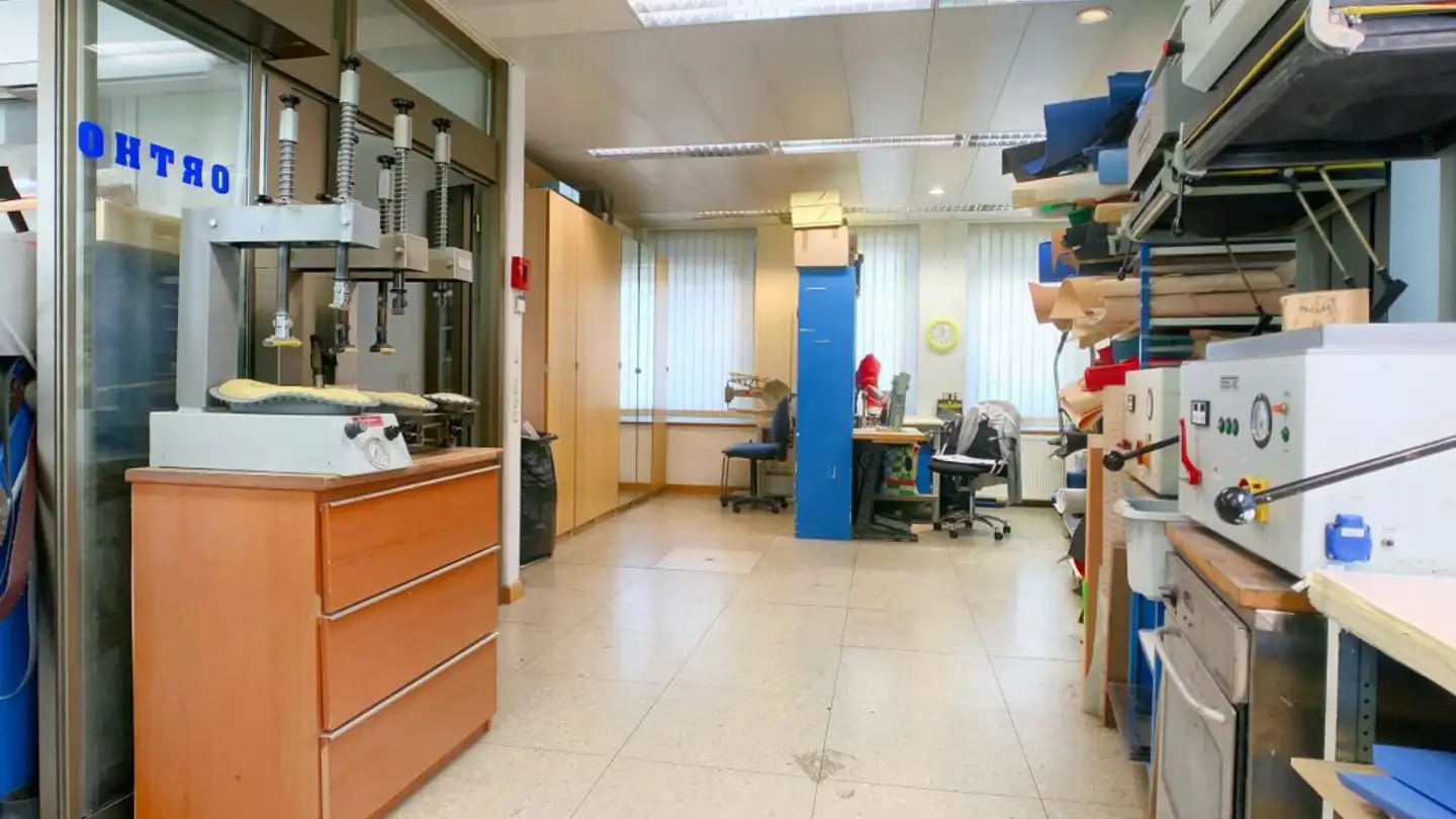 Commerciale in vendita - Platanenstrasse 2, 3400 Burgdorf - Photo 4