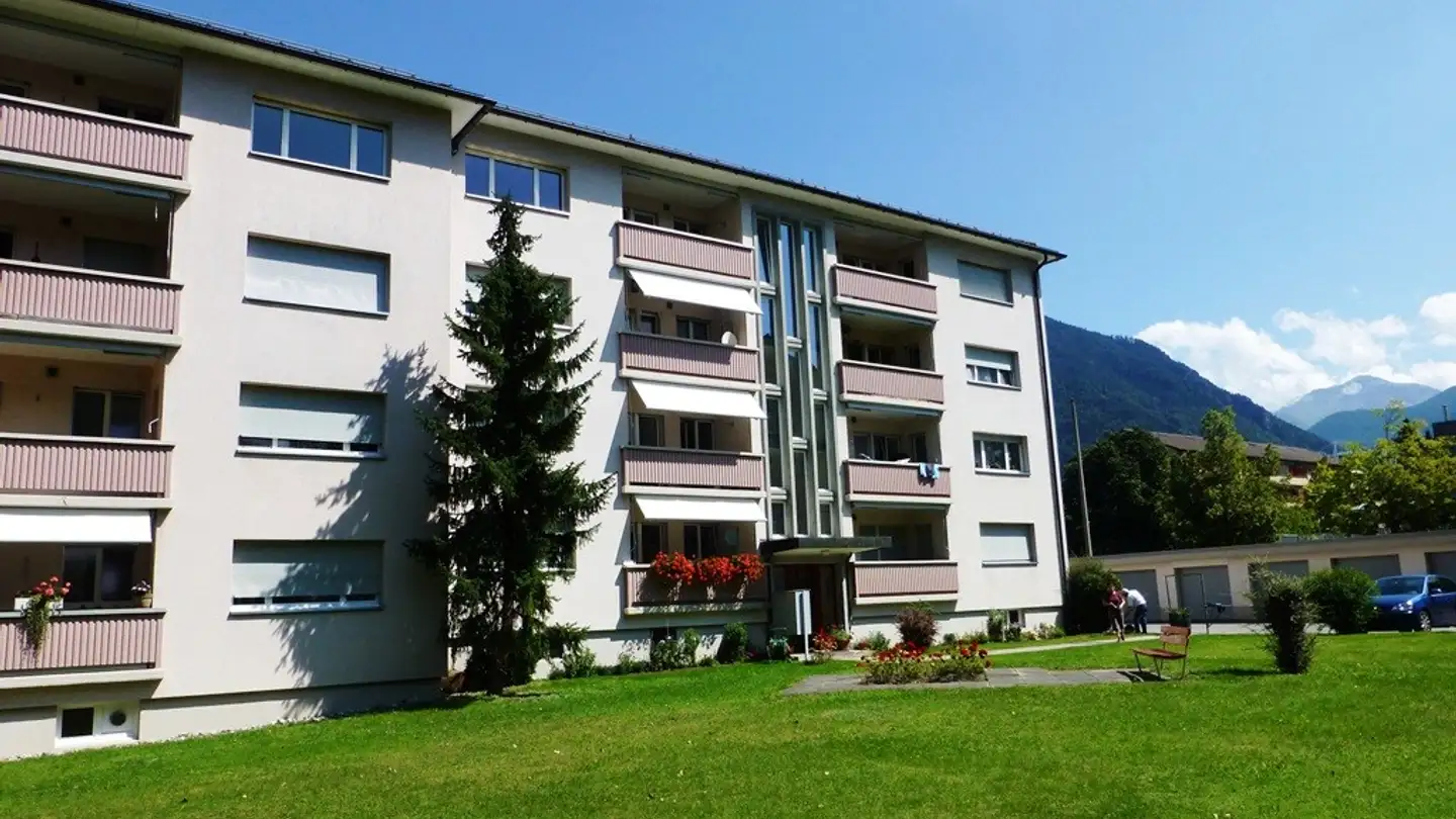 Single garage for rent - Myrthenweg, 7000 Chur
