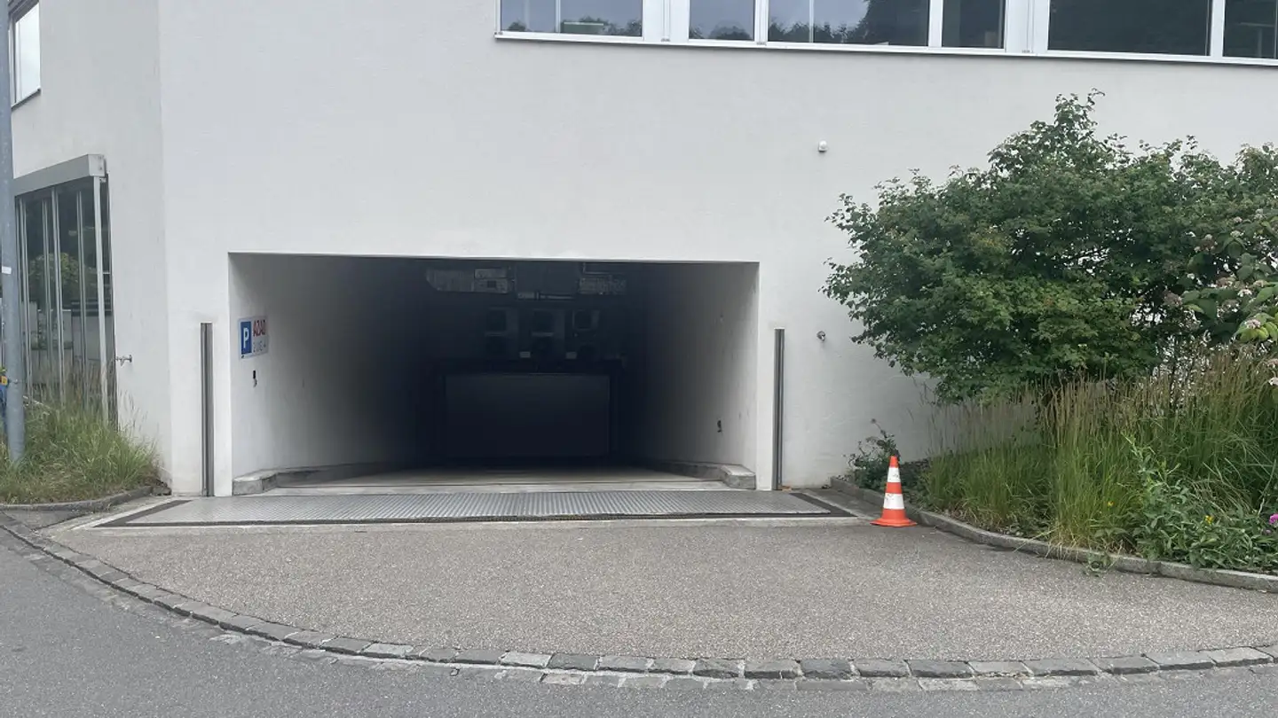 Parcheggio sotterraneo in affitto - Durachweg 15, 8200 Schaffhausen
