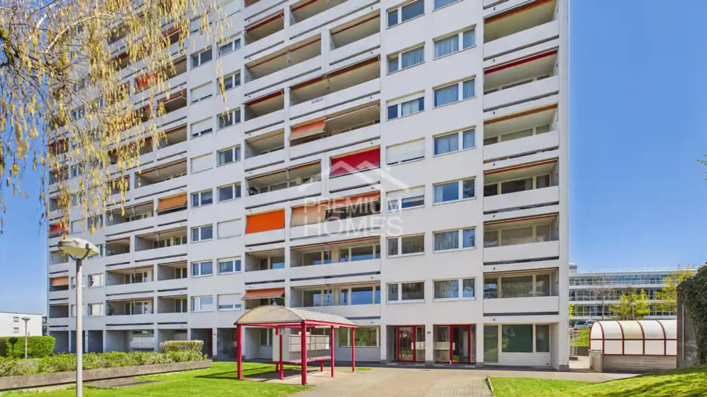 Outdoor parking space for rent - Churerstrasse 108, 8808 Pfäffikon SZ