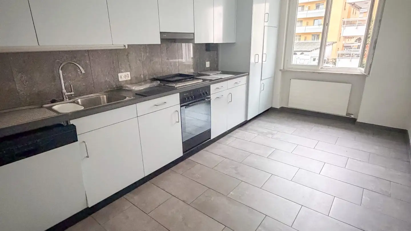 Appartement à louer - Via Serafino Balestra 34b, 6600 Locarno