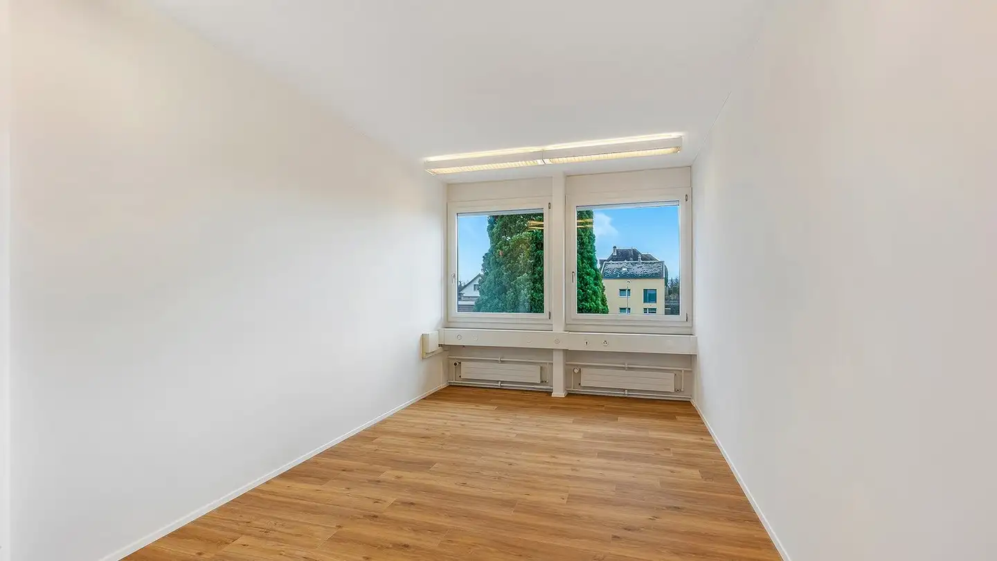 Bureau à louer - Gewerbestrasse 12a, 8132 Egg b. Zürich