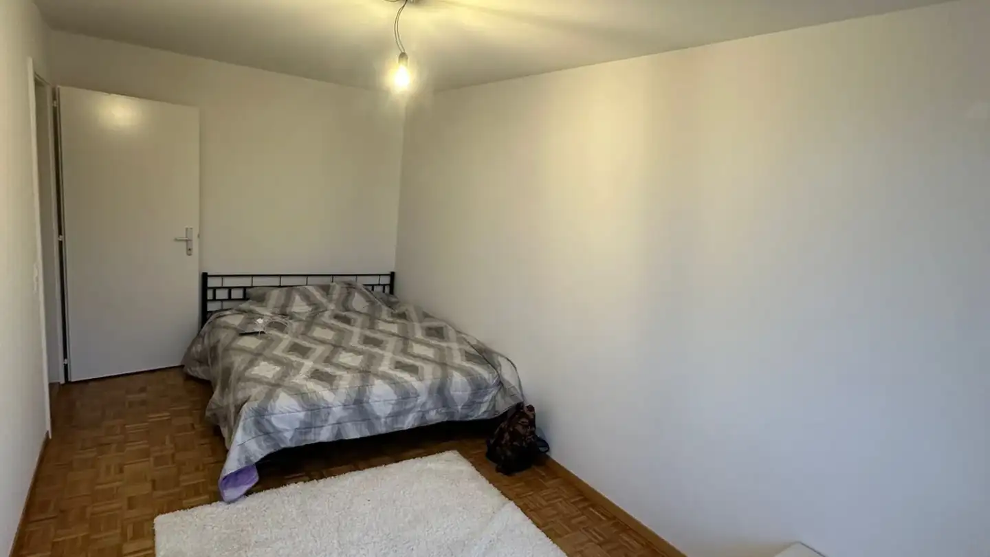 Single room for rent - Rue Des Battieux 15, 2000 Neuchâtel - Photo 3
