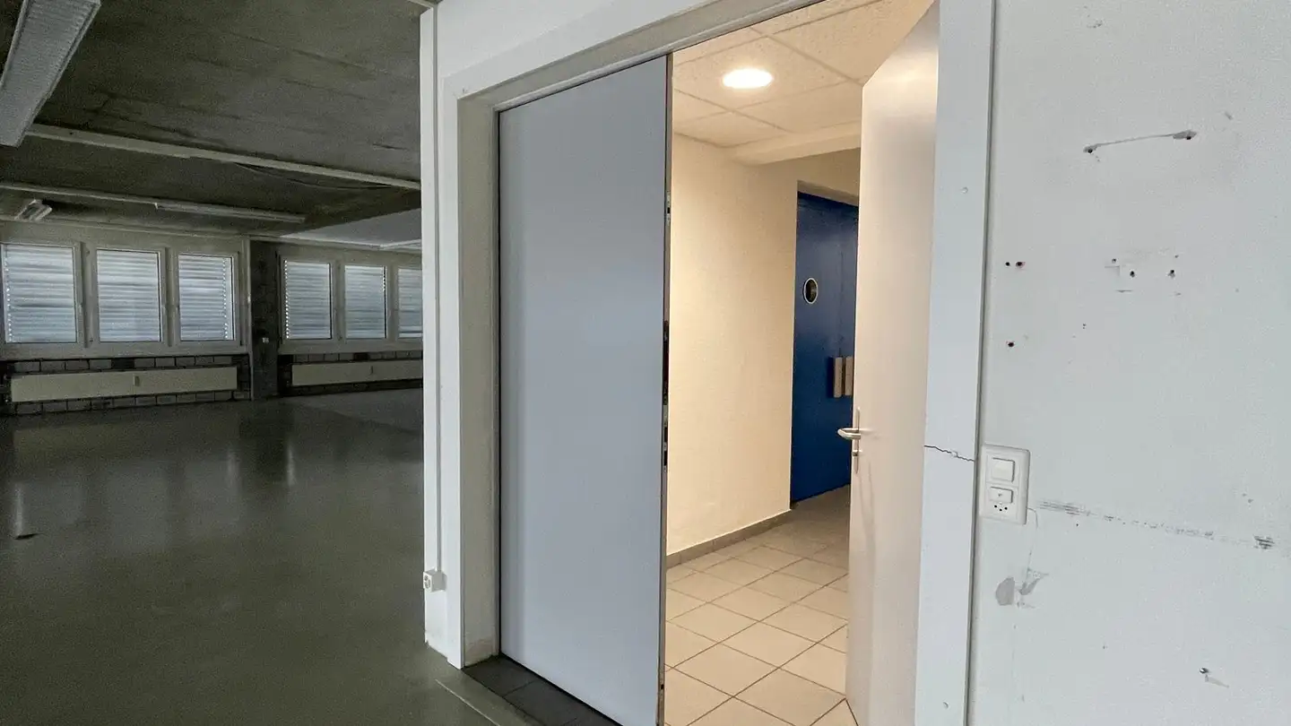 Spazio di archiviazione in affitto - Bösch 65, 6331 Hünenberg - Photo 3