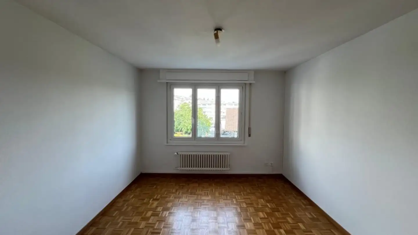 Appartement à louer - Rouges-Terres 33, 2068 Hauterive NE
