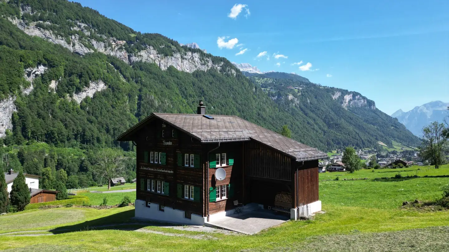 Single house for sale - Auenstrasse 9, 8783 Linthal