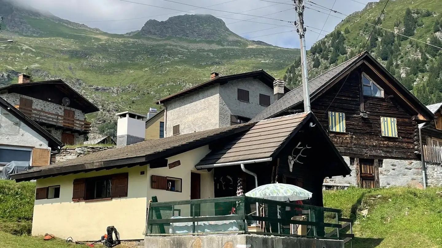 Casa singola in vendita - Carì, 6760 Carì