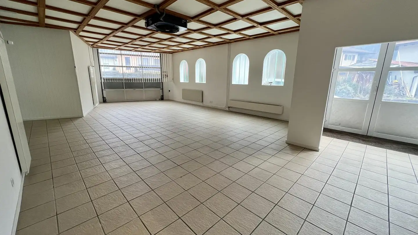 Commercial à louer - Caschnés, 7013 Domat/Ems - Photo 4