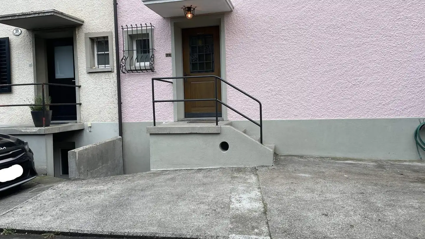 Place de parking extérieure à louer - Horwerstrasse 37, 6005 Luzern