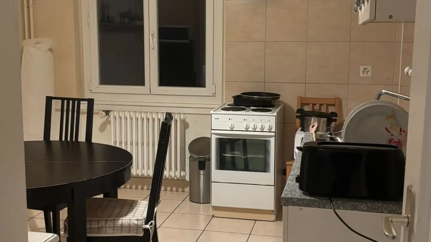 Single room for rent - Faubourg De La Gare 13, 2000 Neuchâtel - Photo 2