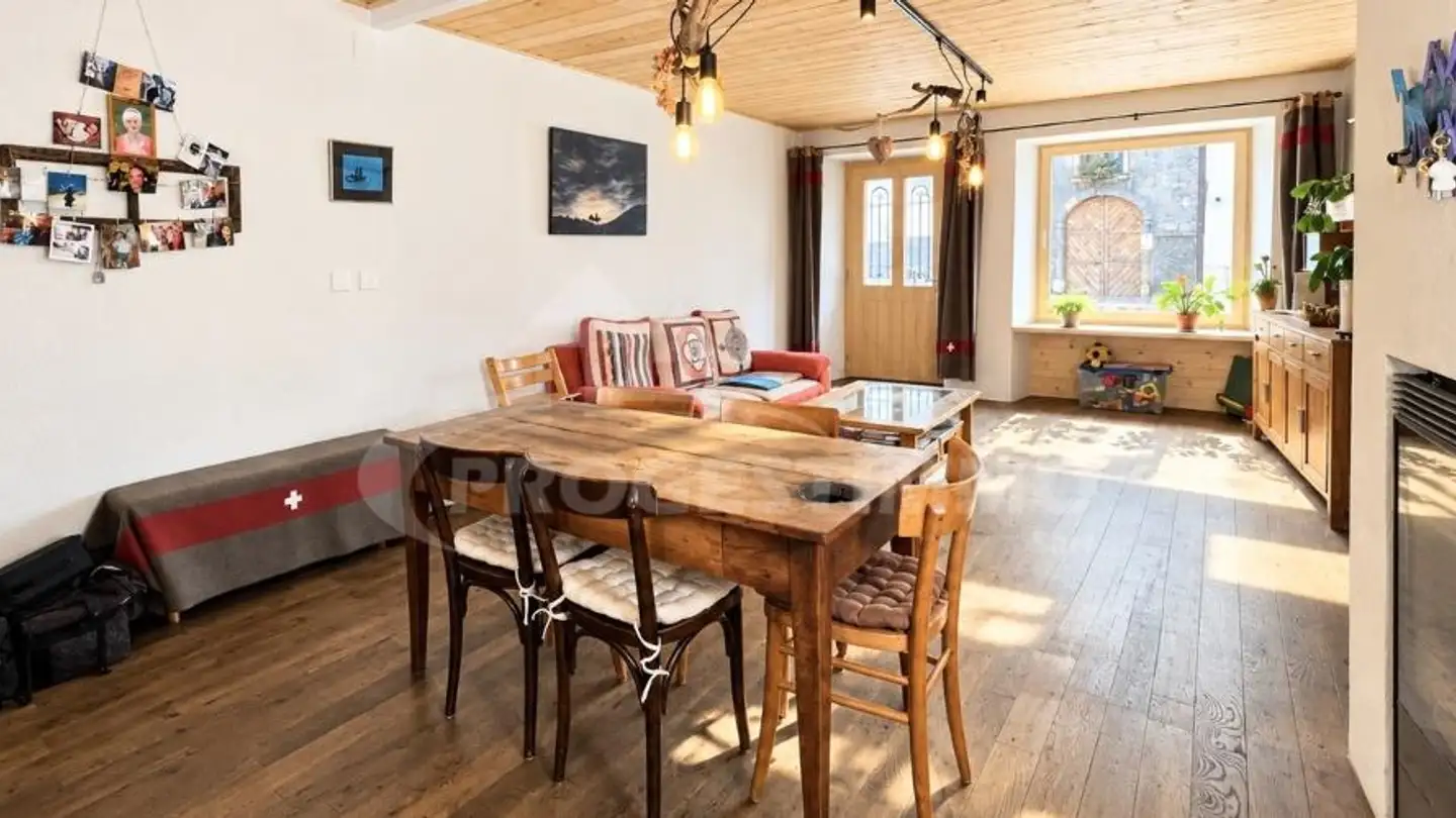 Casa a schiera in vendita - 1933 Sembrancher