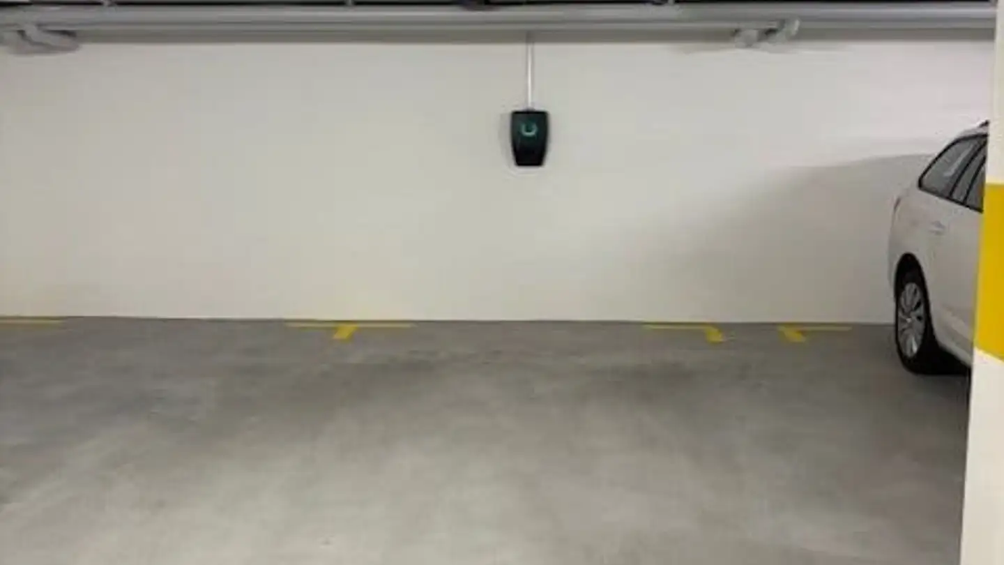 Tiefgaragenstellplatz mieten - Breitenstrasse 12, 8542 Wiesendangen