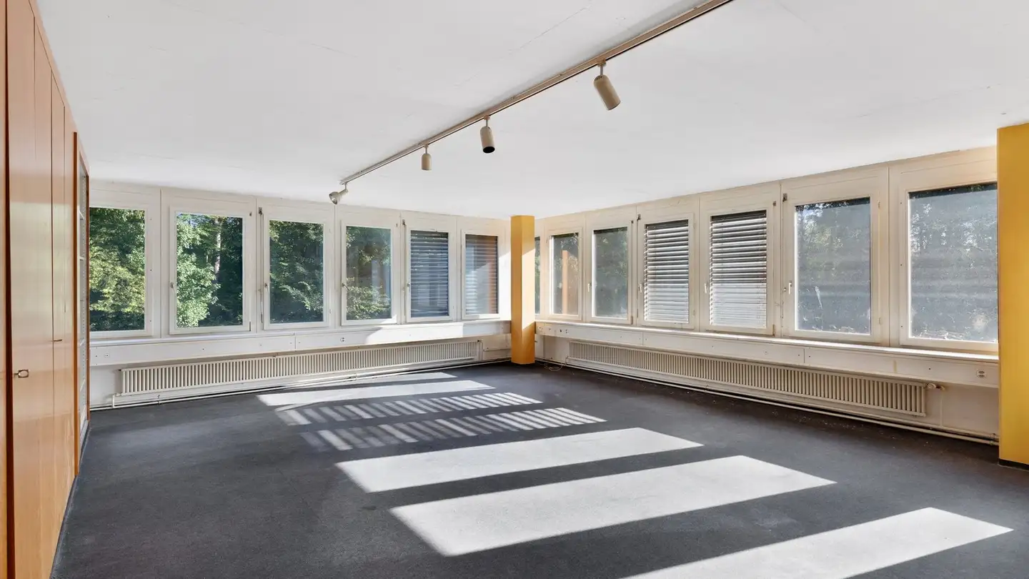 Commercial à louer - Stauwehrstrasse 40, 5012 Schönenwerd - Photo 2