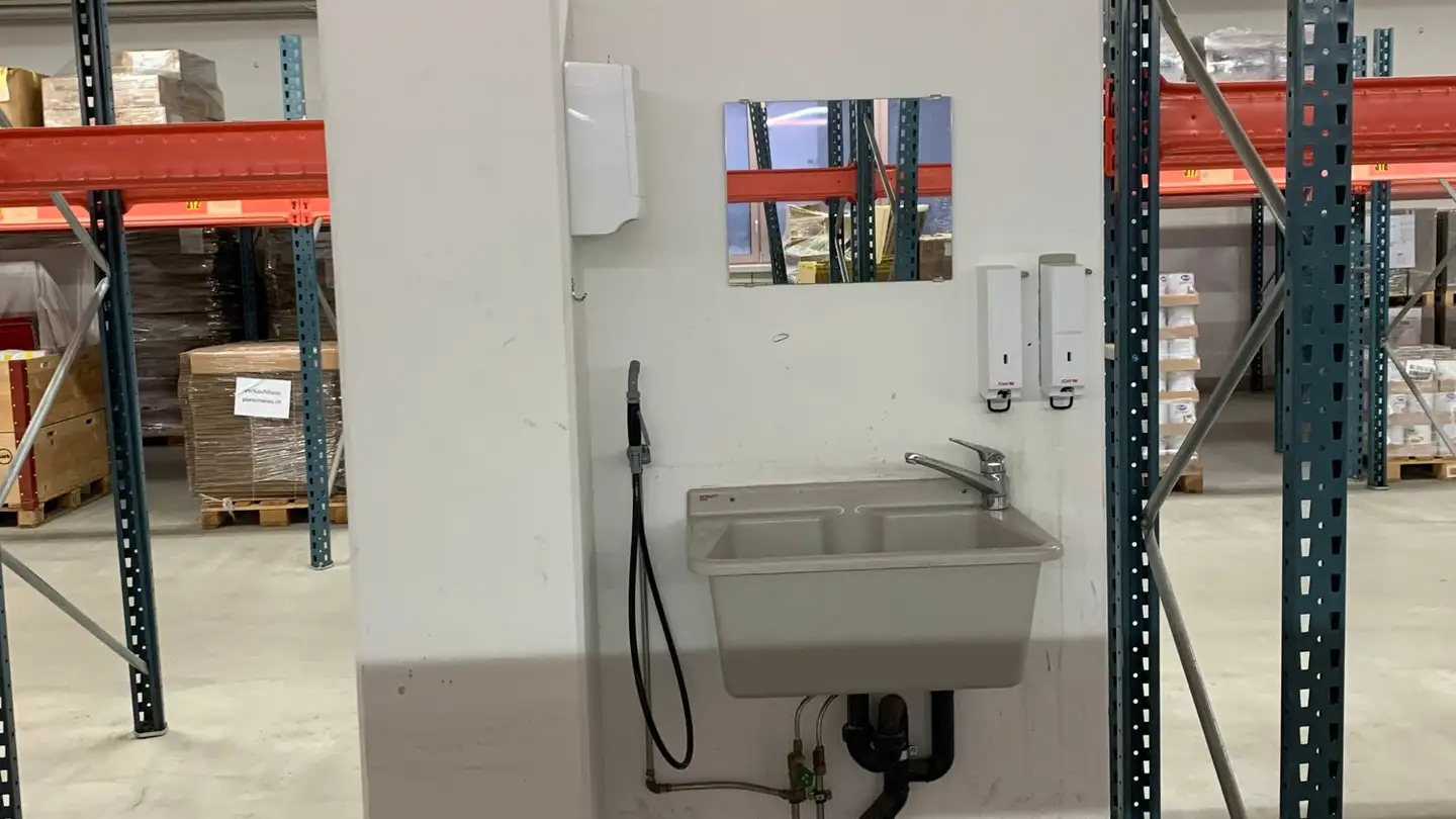 Commerciale in affitto - Rudolf-Maag-Strasse 5, 8157 Dielsdorf - Foto 4