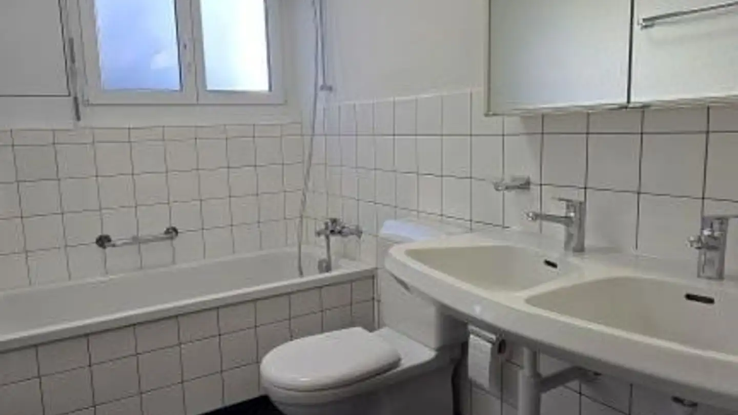 Apartment for rent - Untere Rainstrasse 36, 6340 Baar - Photo 4