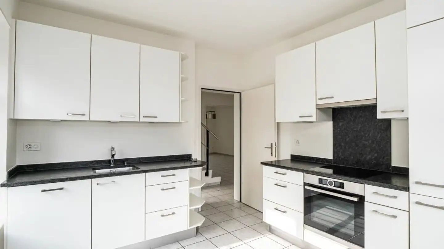 Attic flat for rent - Hauptstrasse 72b, 4107 Ettingen - Photo 2