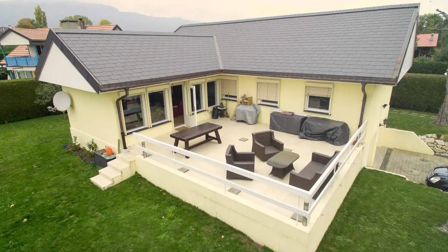 Villa for rent - 1277 Borex