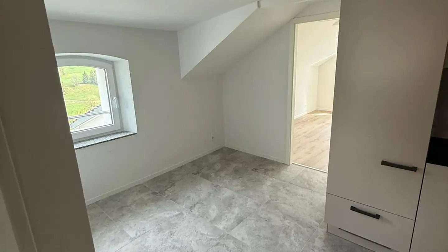 Wohnung mieten - Les Bolles-Du-Temple 11, 2117 La Côte-aux-Fées - Foto 4
