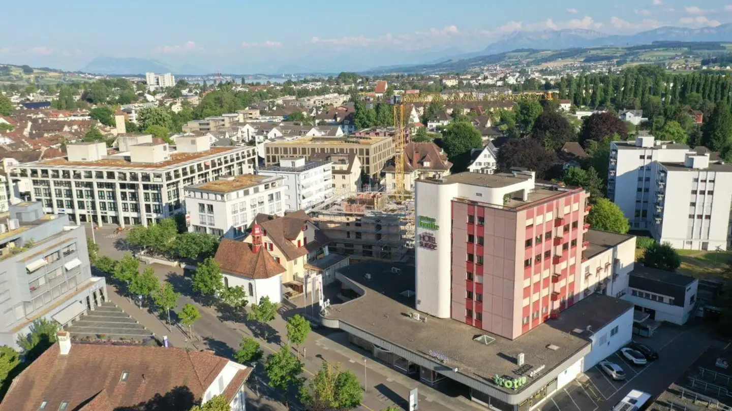 Commercial for sale - 6210 Sursee