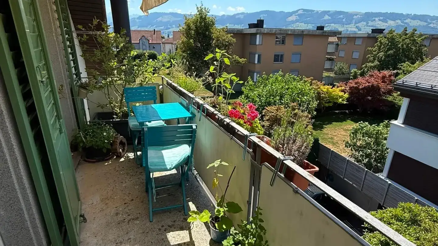 Dachgeschosswohnung mieten - Etzelstrasse 12, 8640 Rapperswil SG