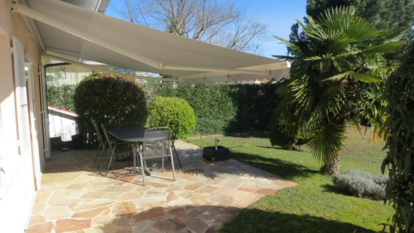 Semi-detached house for sale - 1296 Coppet