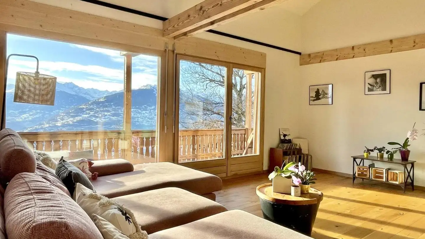 Single house for sale - 1974 Arbaz