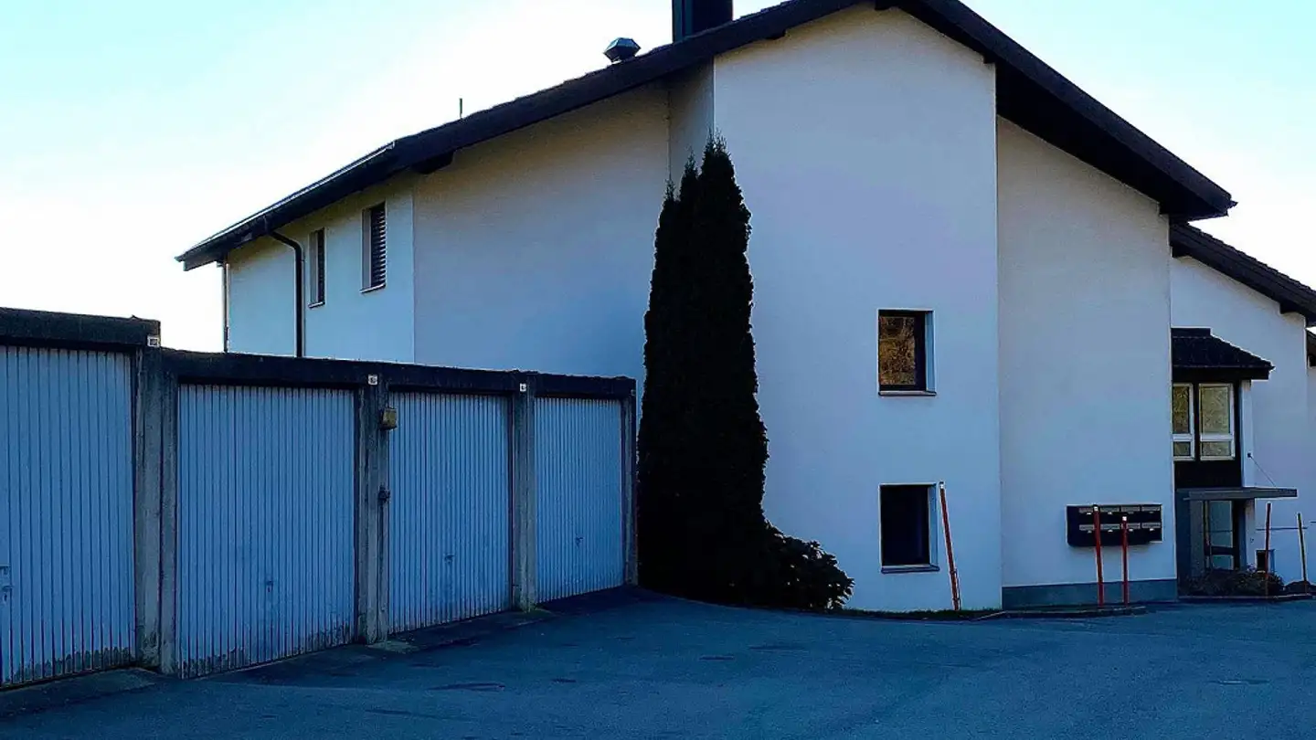 Garage individuel à louer - St. Gallerstrasse 51, 9038 Rehetobel