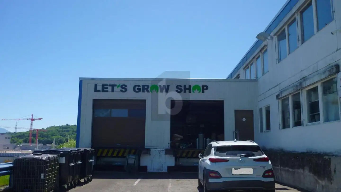 Commercial for rent - 1123 Aclens - Photo 2