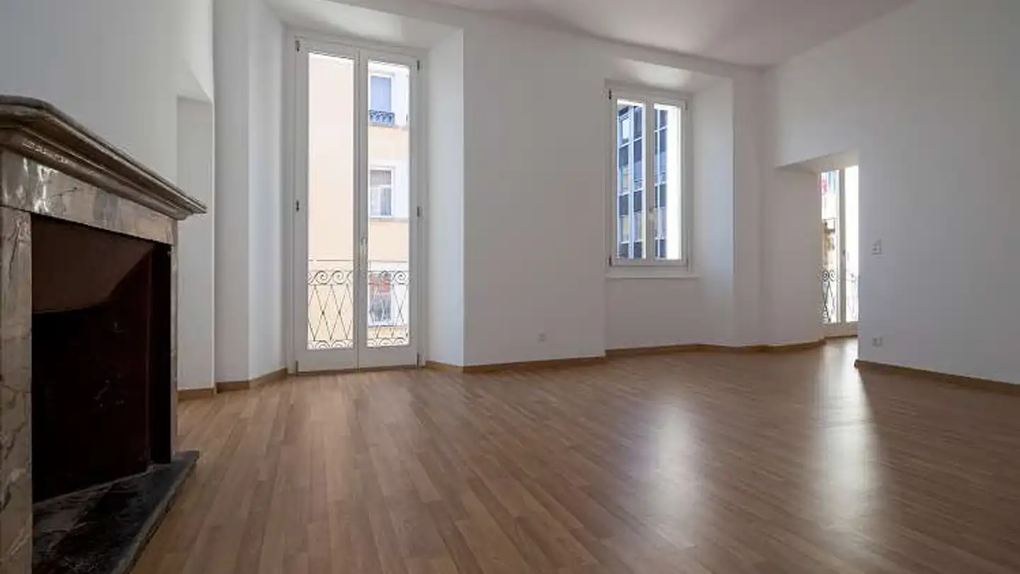 Appartement à louer - Viale Francesco Balli 3, 6600 Locarno - Photo 2