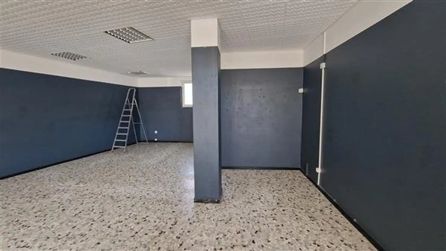 Magasin à louer - 6512 Giubiasco - Photo 2