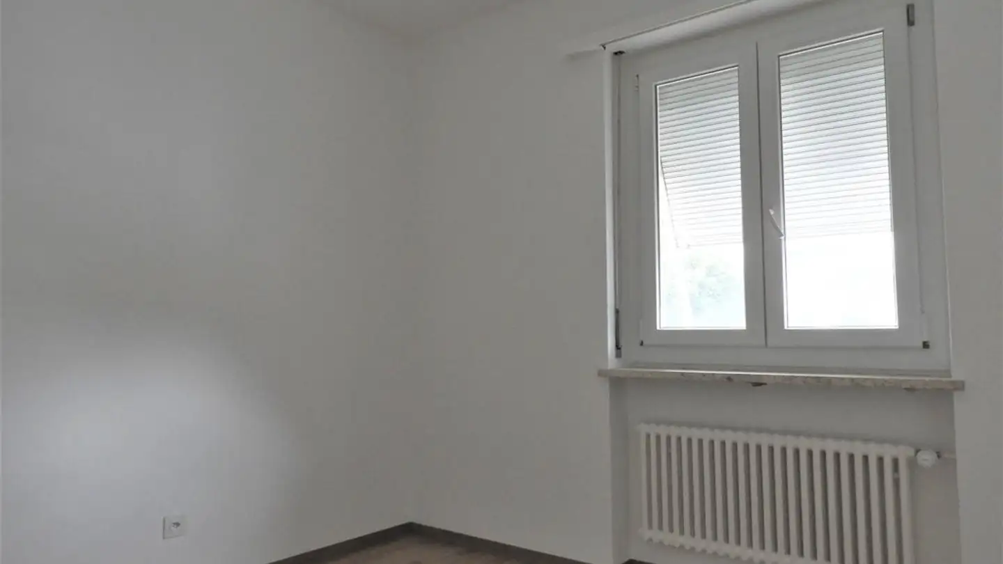 Apartment for rent - 6605 Locarno - Photo 3
