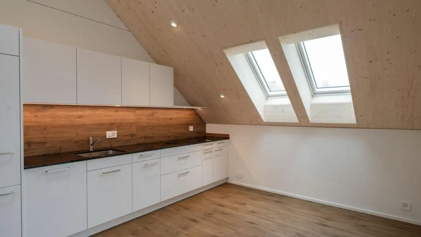 Attique à louer - Tegerfelderstrasse 14, 5303 Würenlingen - Photo 3