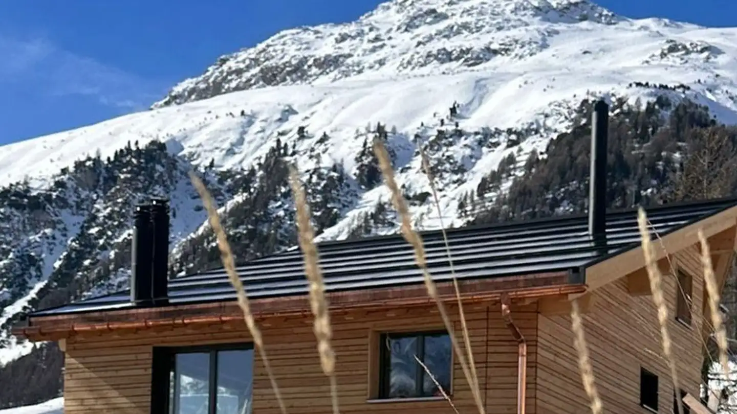 Attic flat for rent - Vals 8, 7503 Samedan - Photo 4