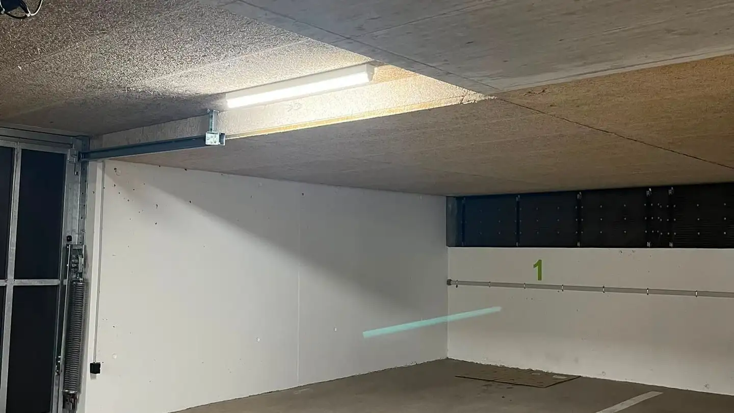 Tiefgaragenstellplatz mieten - Lörenacker 5, 4556 Aeschi SO