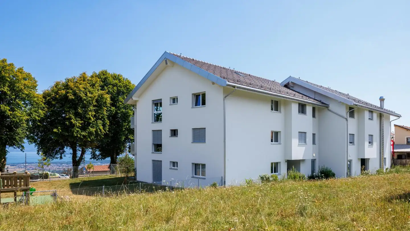 Place de parking souterraine à louer - Rue Du Village 2a, 1273 Arzier-Le Muids