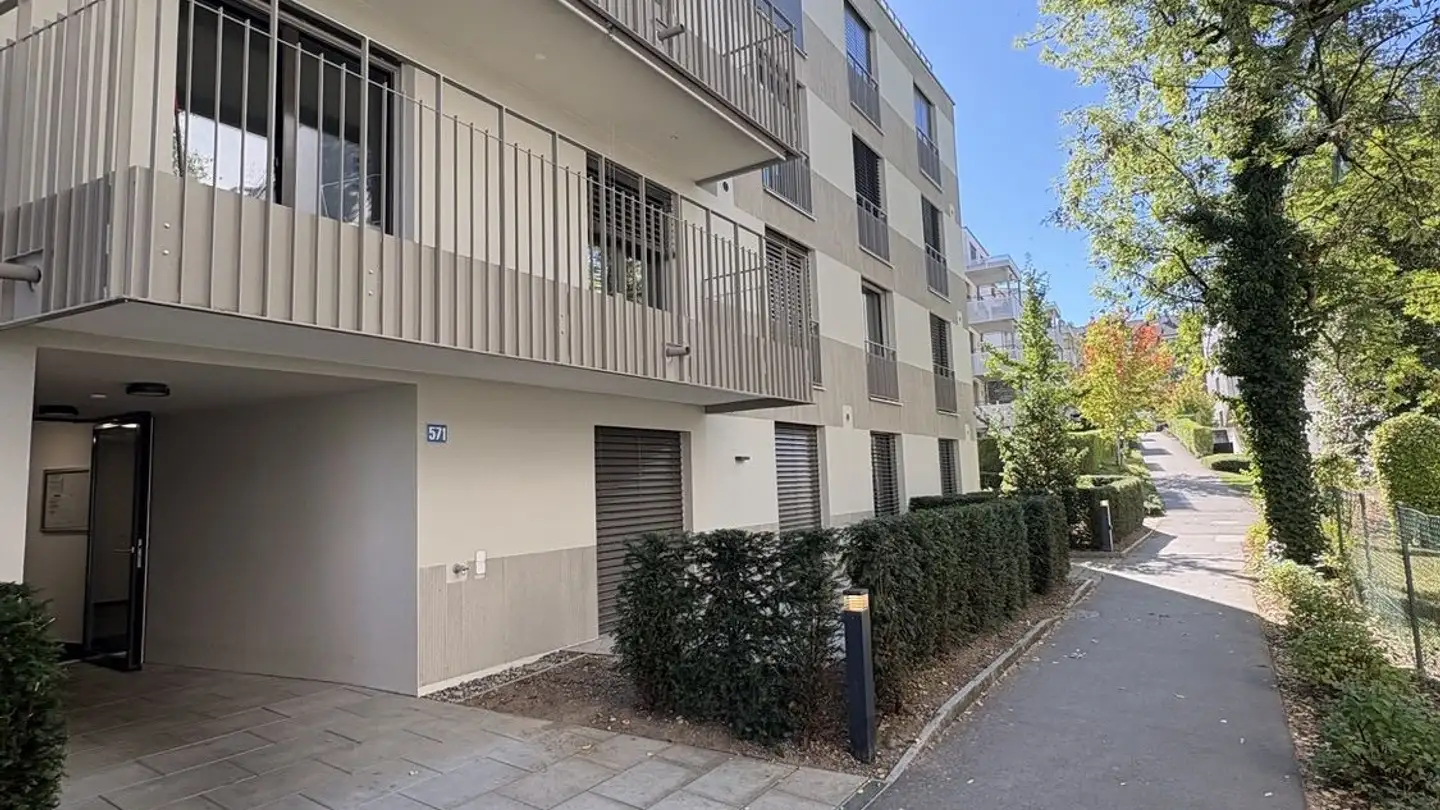 Wohnung mieten - Wehntalerstrasse 571, 8046 Zürich - Foto 3