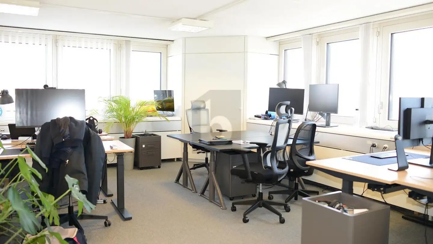 Office space for rent - 1030 Bussigny - Photo 2