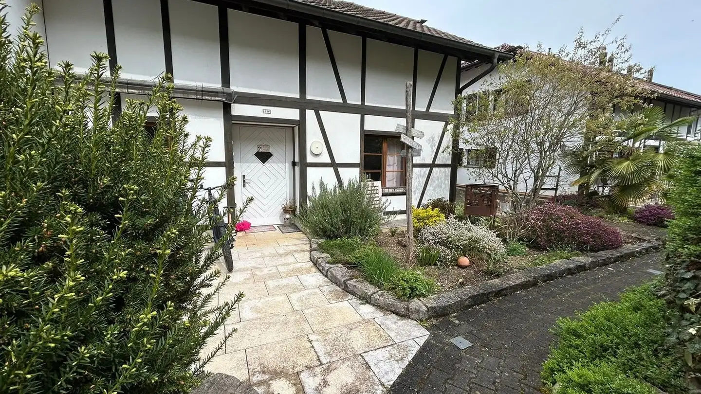 Single house for sale - Neuhofstrasse 10, 4332 Stein AG