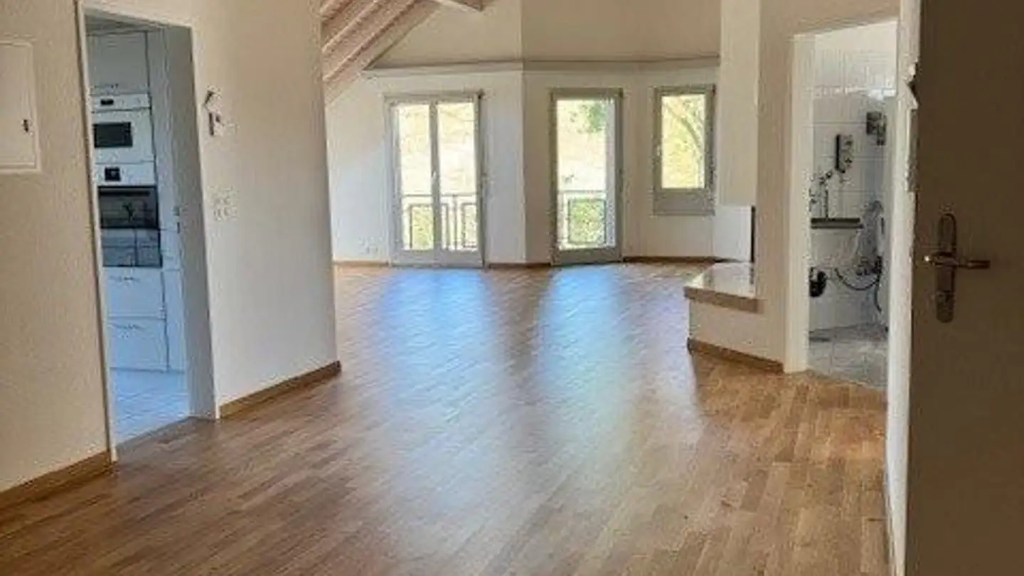 Attic flat for rent - Rüeggiswilstrasse 21, 6045 Meggen - Photo 2