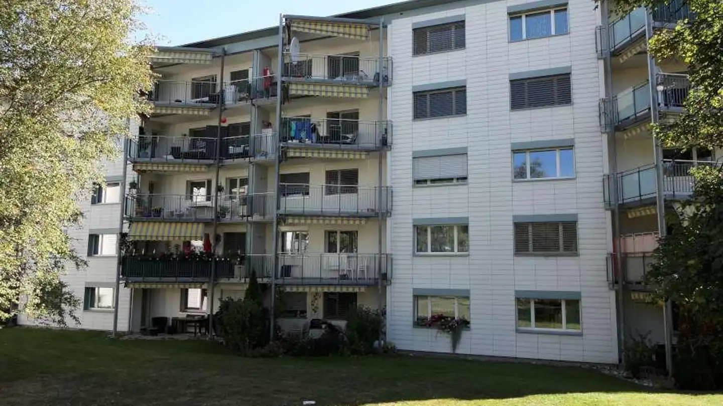 Parcheggio interno per moto in affitto - Lindenhof 2, 8604 Volketswil