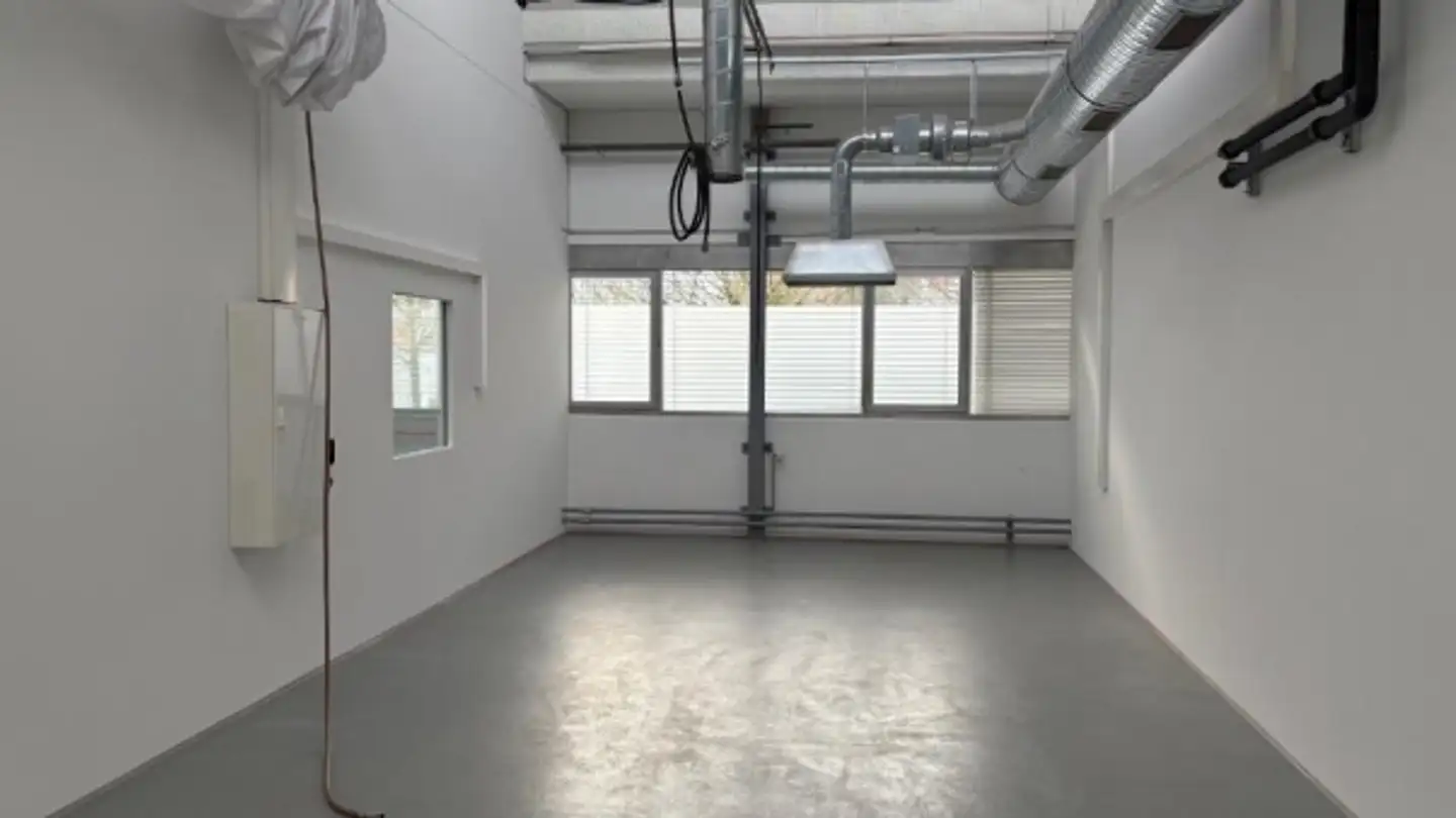 Gewerbe mieten - Rue Des Indiennes 13a, 2074 Marin-Epagnier - Foto 4